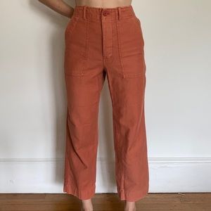 High waisted crop pants!